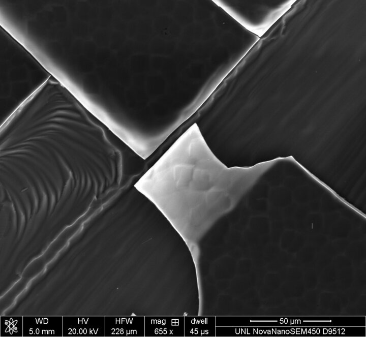 Si nanostructured film evaporated onto a Ti film